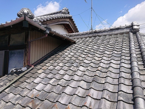 瓦屋根面の劣化状況